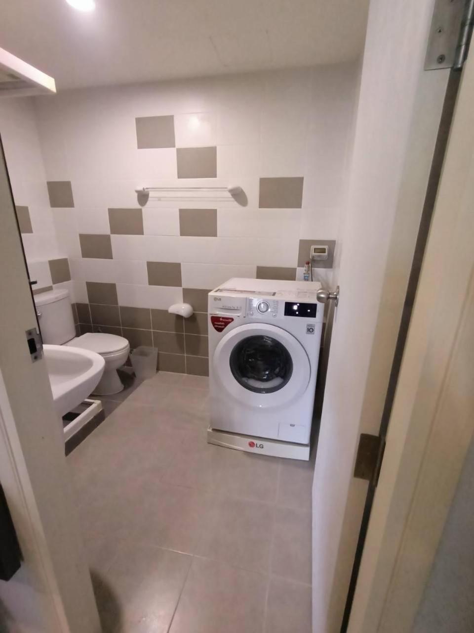 38nice Town Near Shopping Malls And Naka Night Market Appartement Phuket